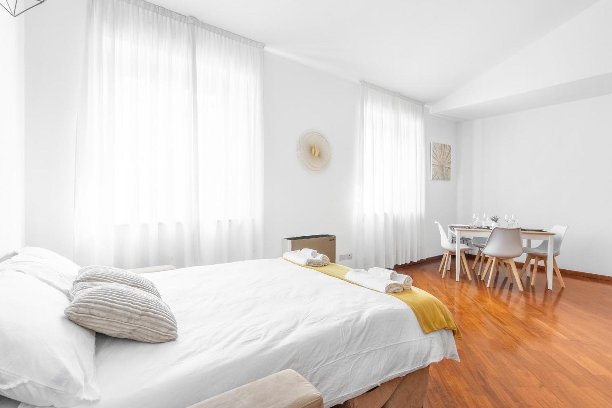 Central Luxurious Apartment Duomo A/C-Wi-Fi Free Milan Exterior photo
