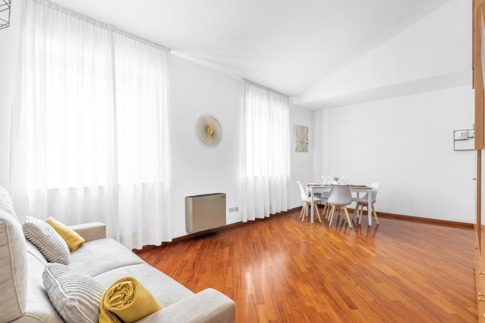 Central Luxurious Apartment Duomo A/C-Wi-Fi Free Milan Exterior photo